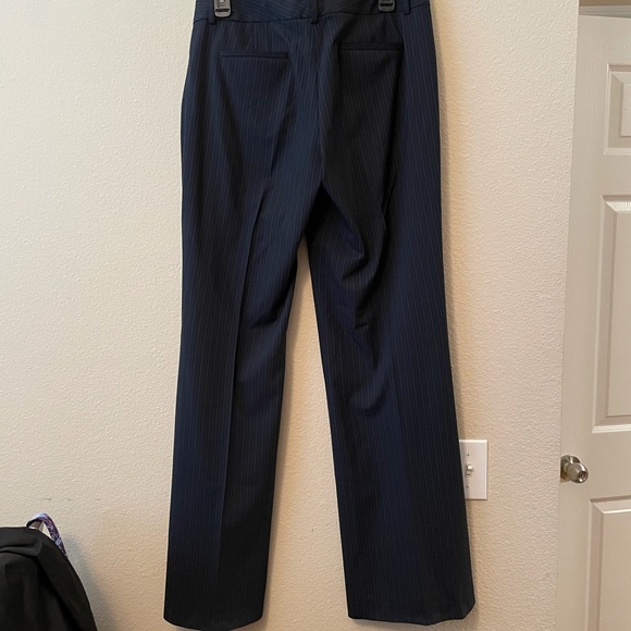 Elie Tahari Striped Dress pants - Picture 3 of 5